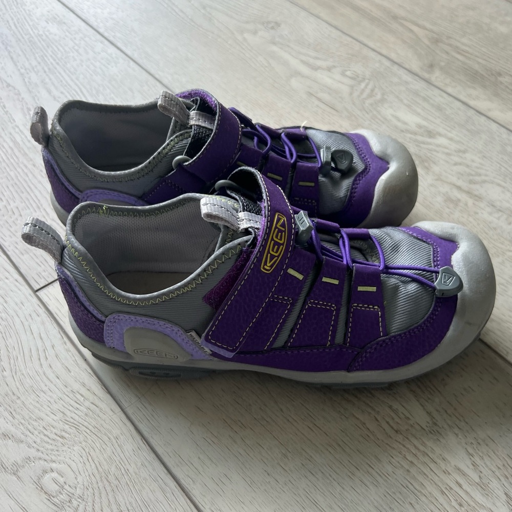 Keen Kids' Knotch Hollow Sneaker Sandal Purple Size 3 EU 35 - Picture 3 of 9